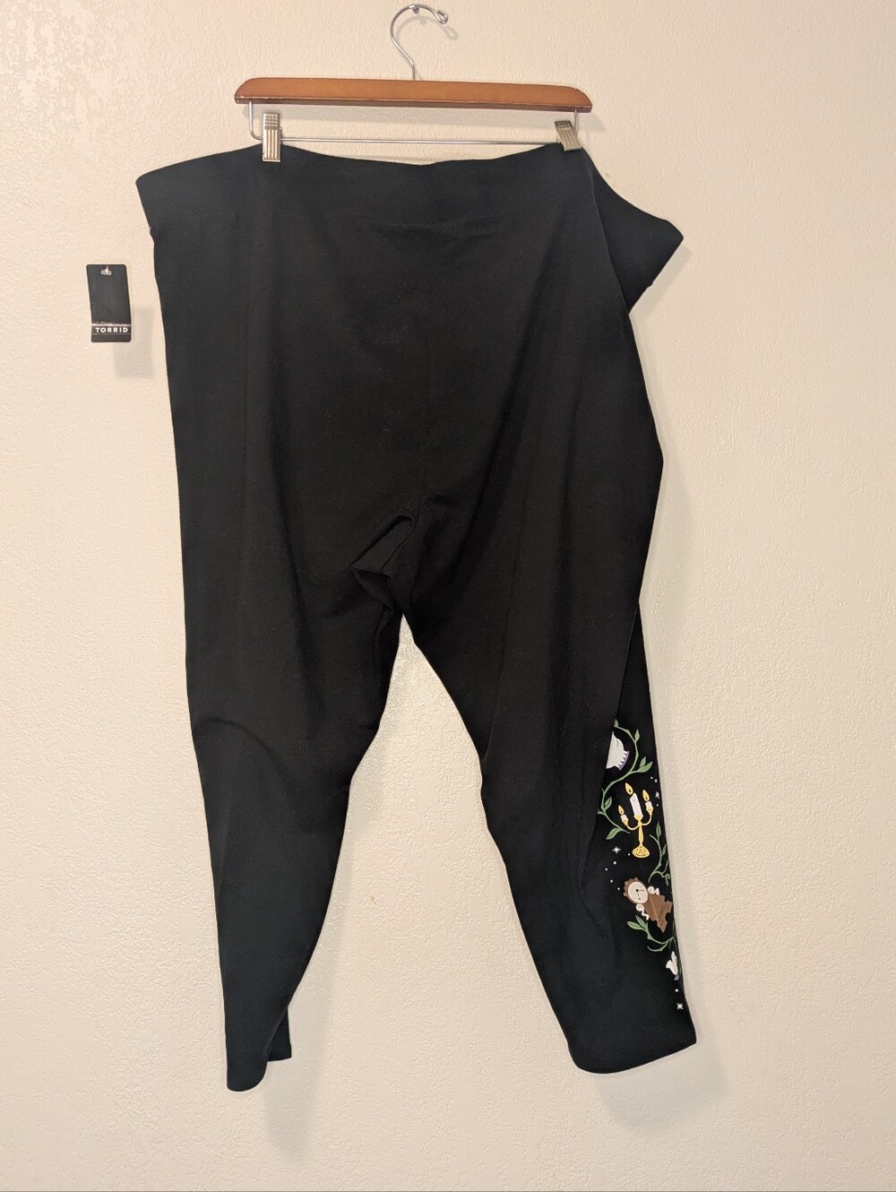 Disney Torrid Crop Leggings Beauty And The Beast - Picture 2 of 6